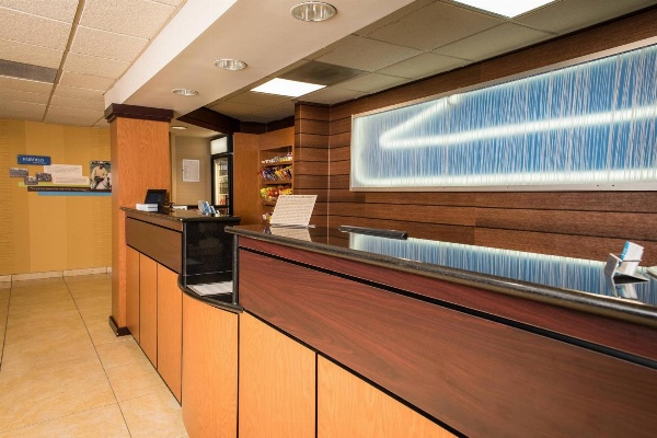 Fairfield Inn & Suites by Marriott Knoxville/East image 2